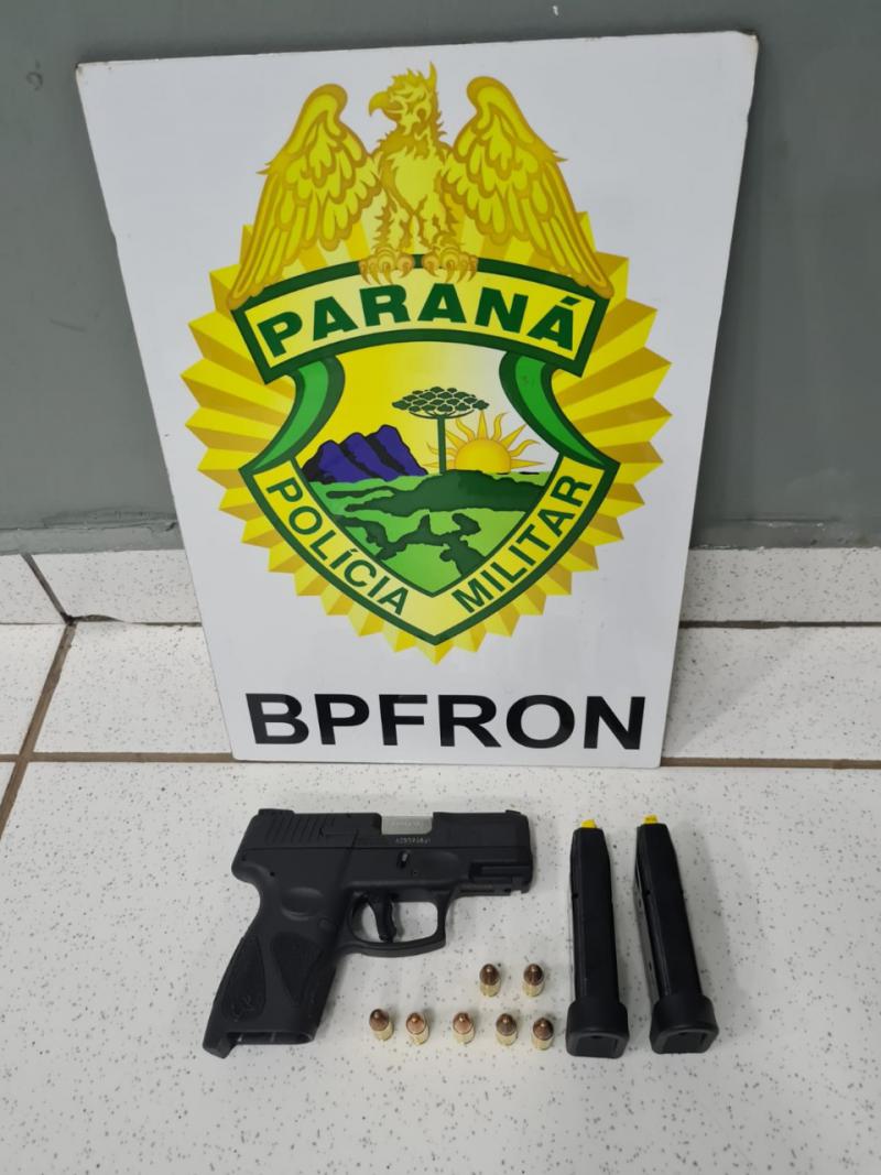 N. Laranjeiras: Homem Ã© preso com pistola 9mm