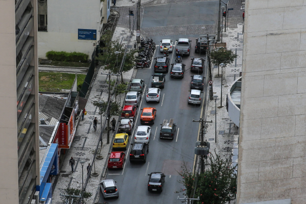 Com pagamento antecipado, motoristas podem ter 40% de desconto em multas de trânsito