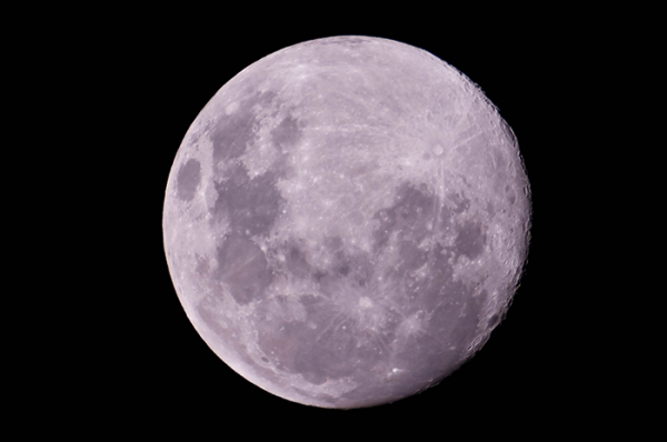 'Lua Azul', deste domingo, nÃ£o serÃ¡ exatamente azul. Entenda o fenÃ´meno