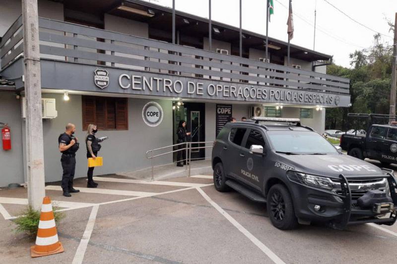 PolÃ­cia Civil prende 10 pessoas durante operaÃ§Ã£o contra o trÃ¡fico de drogas sintÃ©ticas