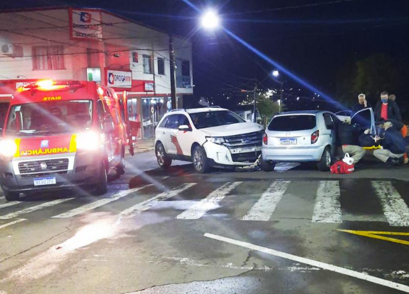 Laranjeiras: Acidente no centro deixa uma mulher ferida