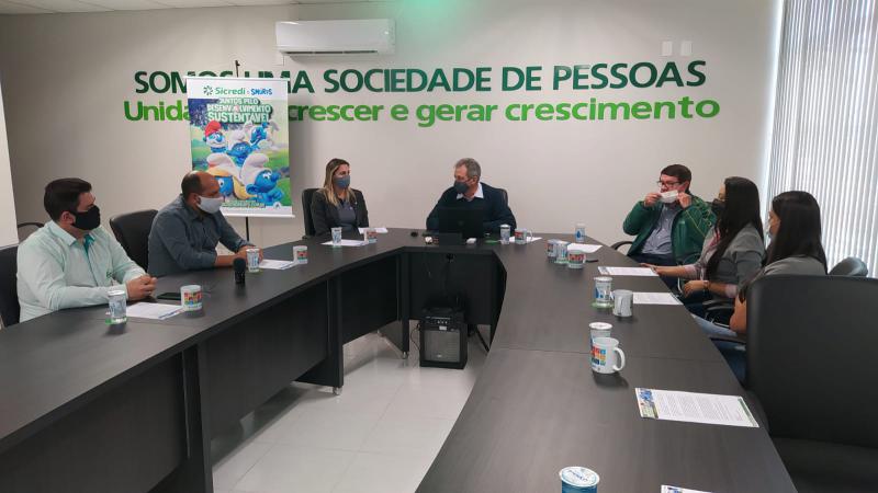 Sicredi lanÃ§a parceria com Smurfs para PromoÃ§Ã£o dos Objetivos de Desenvolvimento SustentÃ¡vel 