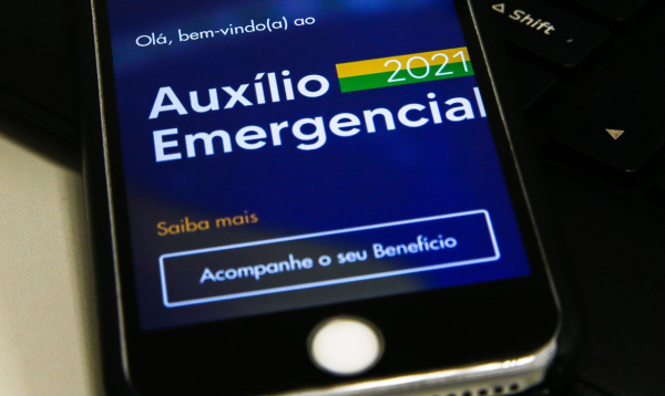 Caixa paga hoje auxÃ­lio emergencial a nascidos em fevereiro