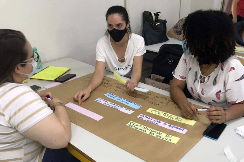 Secretaria de Educação capacita pedagogos com oficinas sobre o Novo Ensino Médio