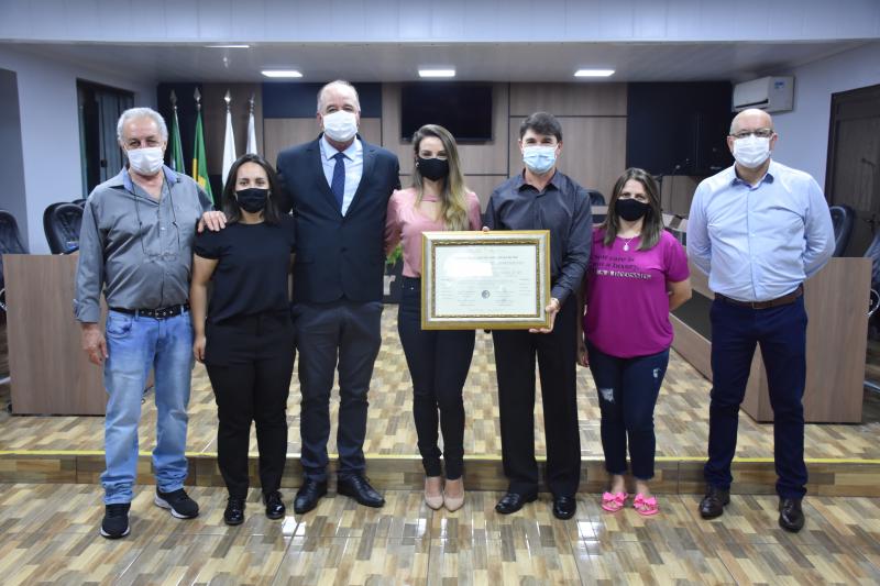 Em solenidade, vereadores prestam homenagem aos profissionais que atuam contra a covid-19 em Laranjeiras do Sul