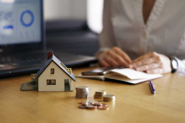Caixa reduz juros do crÃ©dito imobiliÃ¡rio atrelado Ã  poupanÃ§a