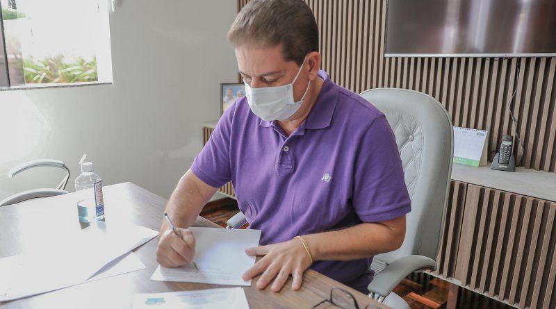 06 de Outubro Ã© uma das datas que se comemora o dia do prefeito