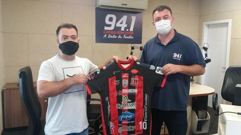 Ganhador da promoÃ§Ã£o Eu Visto A Camisa retirou o Seu Manto