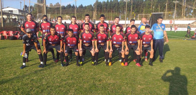 Herval Grande representa Laranjeiras do Sul em Campeonato de Futebol Sete na Arena BuenÃ£o-Cascavel. 
