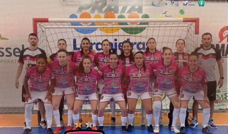 OperÃ¡rio Laranjeiras vence o Asec Cantagalo na primeira semifinal do Paranaense Chave Prata Feminino de Futsal.