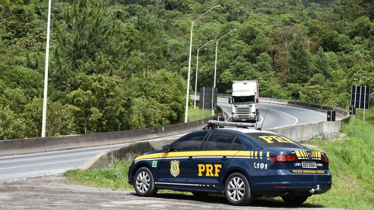 PRF encerra a OperaÃ§Ã£o Finados 2021 no ParanÃ¡