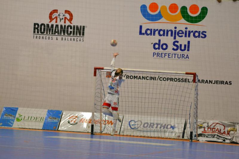 OperÃ¡rio Laranjeiras goleia o Pato Liga Futsal ParanÃ¡