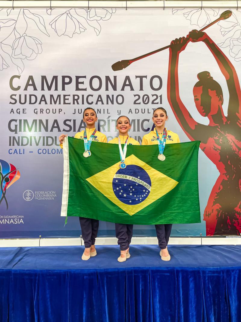 Trio Juvenil de Cascavel com Rafaela enraizada em Laranjeiras do Sul conquistaram duas medalhas de Ouro no Sul Americano da ColÃ´mbia. 