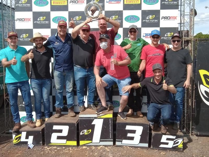 Casa Cheia em Rio Bonito do IguaÃ§u para prestigiar o Paranaense de Motocross e Rodeio Coutry