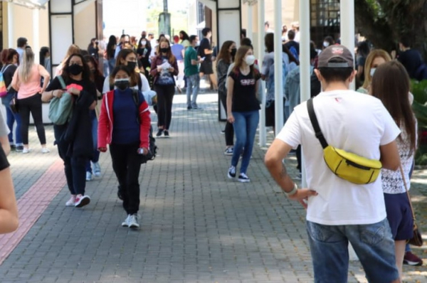 Primeiro dia do Enem tem abstenÃ§Ã£o de 26% dos candidatos no PaÃ­s