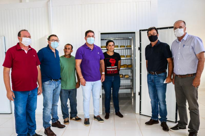 Recanto da Natureza, em Laranjeiras do Sul, inaugura agroindÃºstria de processamento de leite, nesta sexta-feira (26)