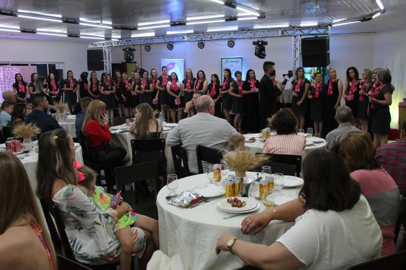 Coprossel realiza a formatura da segunda turma do Programa de Desenvolvimento da LideranÃ§a Feminina 