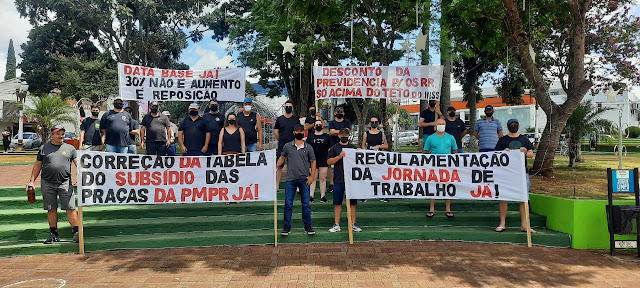 Laranjeiras: Policiais Militares realizam mobilizaÃ§Ã£o no centro da cidade