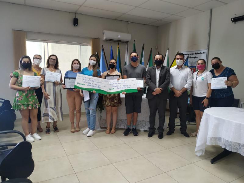 RedaÃ§Ã£o ParanÃ¡ Nota 10 tem seus premiados
