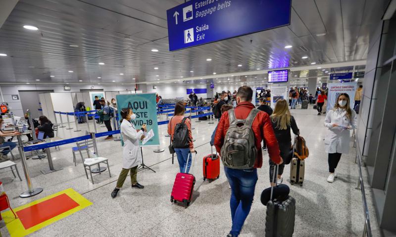 Governo passa a exigir comprovante de vacinaÃ§Ã£o para entrar no Brasil