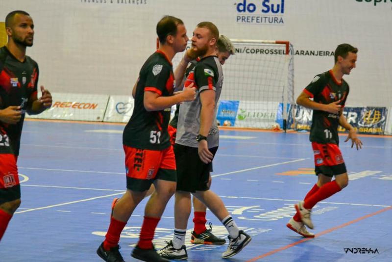 OperÃ¡rio Laranjeiras fecha a renovaÃ§Ã£o de Gui Marques e praticamente fecha elenco para 2022