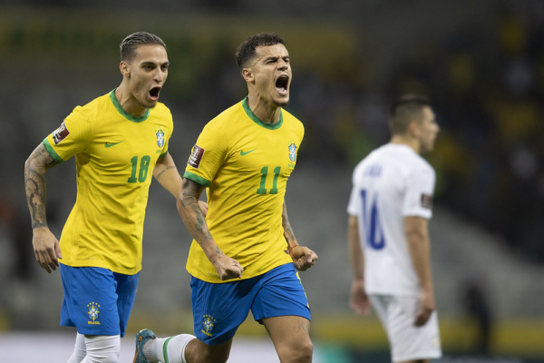 Brasil goleia o Paraguai no MineirÃ£o e mantÃ©m invencibilidade nas EliminatÃ³rias
