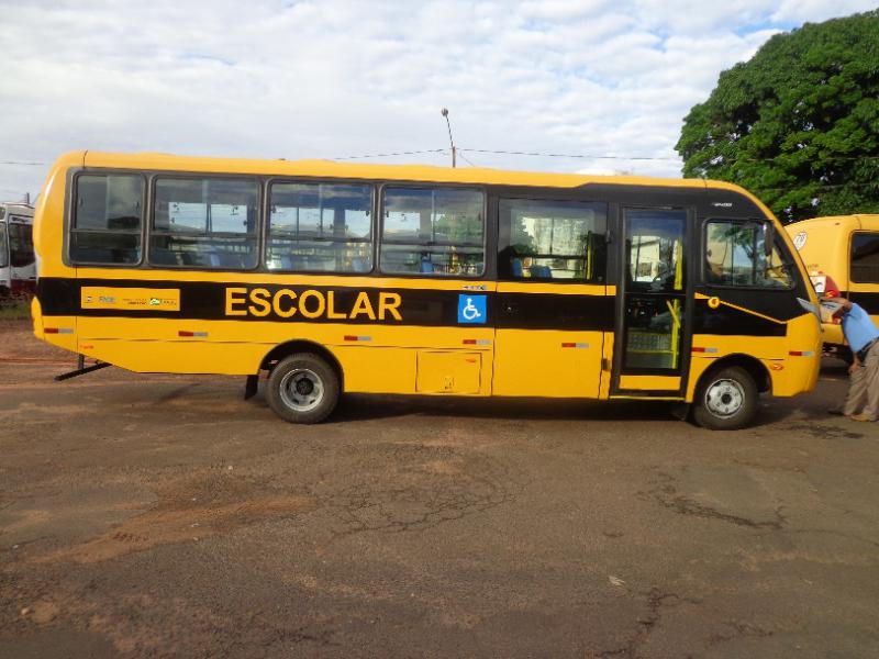 Diamante do Sul: CrianÃ§a de quatro anos morre atropelada por Ã´nibus escolar