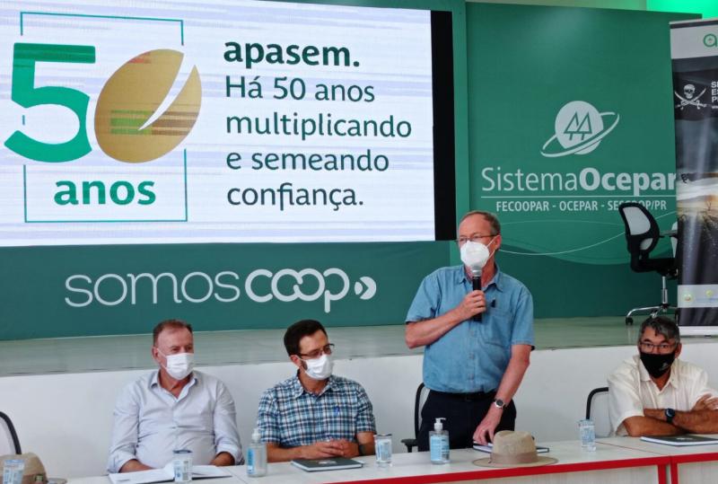 APASEM: AssociaÃ§Ã£o lanÃ§a livro que marca sua trajetÃ³ria de 50 ANOS