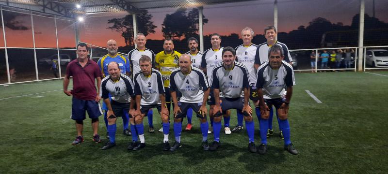 Cantagalo Goleia Reserva e encaminha ClassificaÃ§Ã£o para a Fase Semifinal da Copa R10 270+ de Futebol sete Veterano.