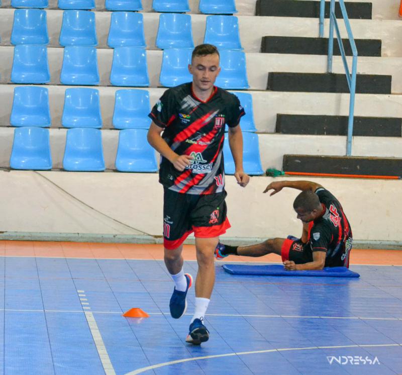 Sem DodÃ´ e com Retorno de Valtinho, OperÃ¡rio Laranjeiras encara o Umuarama nesta Quarta-Feira (06)