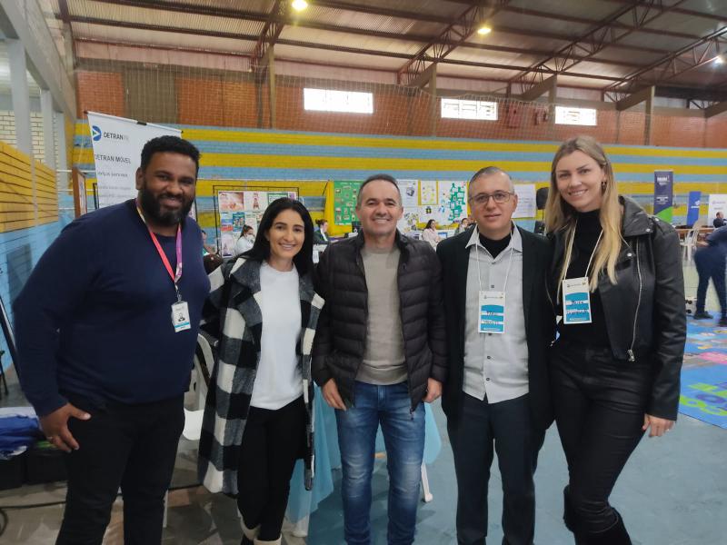 Iniciou em Nova Laranjeiras a Feira do ParanÃ¡ CidadÃ£o