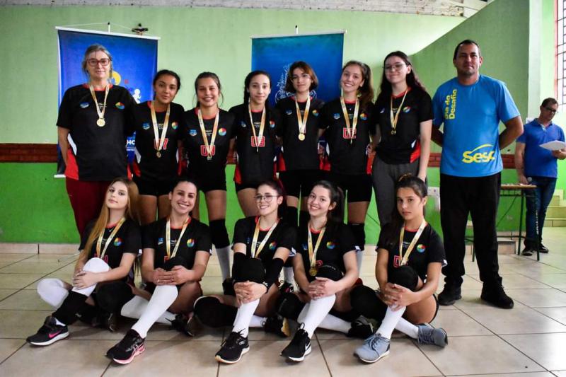 Meninas do Floriano brilham e vÃ£o a Fase Macrorregional  