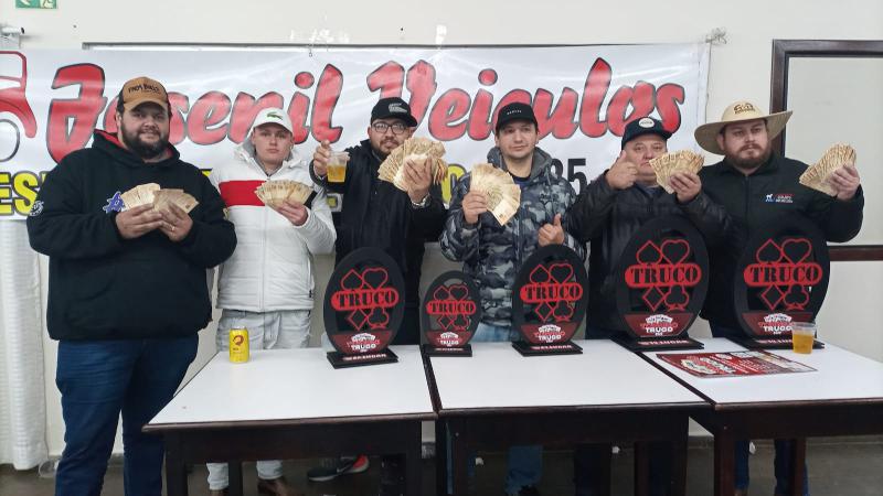 Confira os CampeÃµes do Torneio em Duplas 2022 "Os Reis do Truco". 