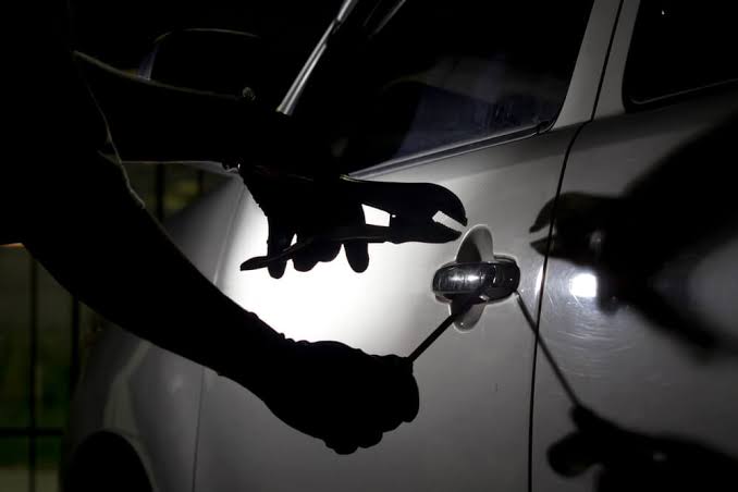 Laranjeiras: Homem Ã© preso apÃ³s furtar Fusca no Bodanese
