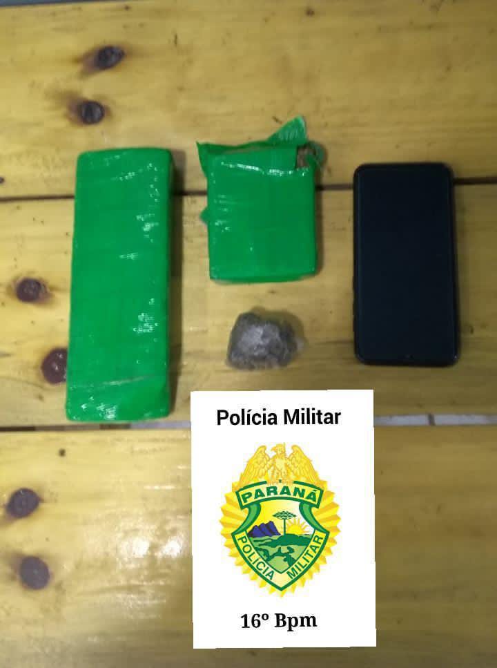 Laranjeiras: Adolescente Ã© apreendido com quase meio quilo de maconha 