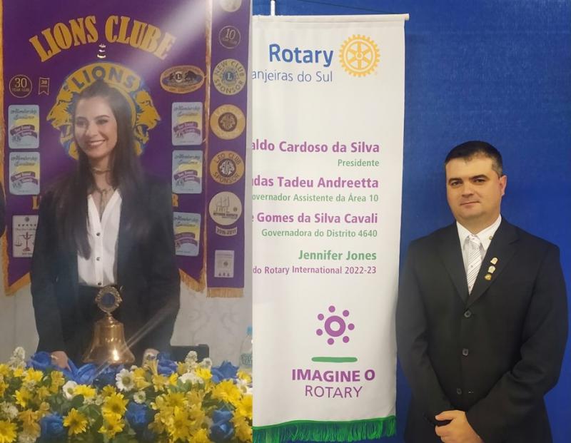 Lions e Rotary empossam novos presidentes