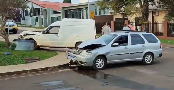 Laranjeiras: Duas mulheres ficam feridas em acidente no bairro Jaboticabal 