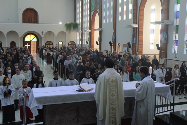 LS: Missa dos AvÃ³s no dia da Padroeira Sant'Ana