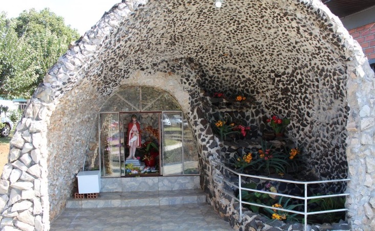 Bispo Dom Amilton preside celebração em Passo da Flores