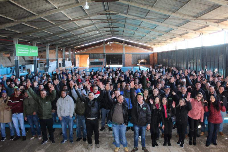 Colaboradores Coprossel receberÃ£o parte do resultado da cooperativa