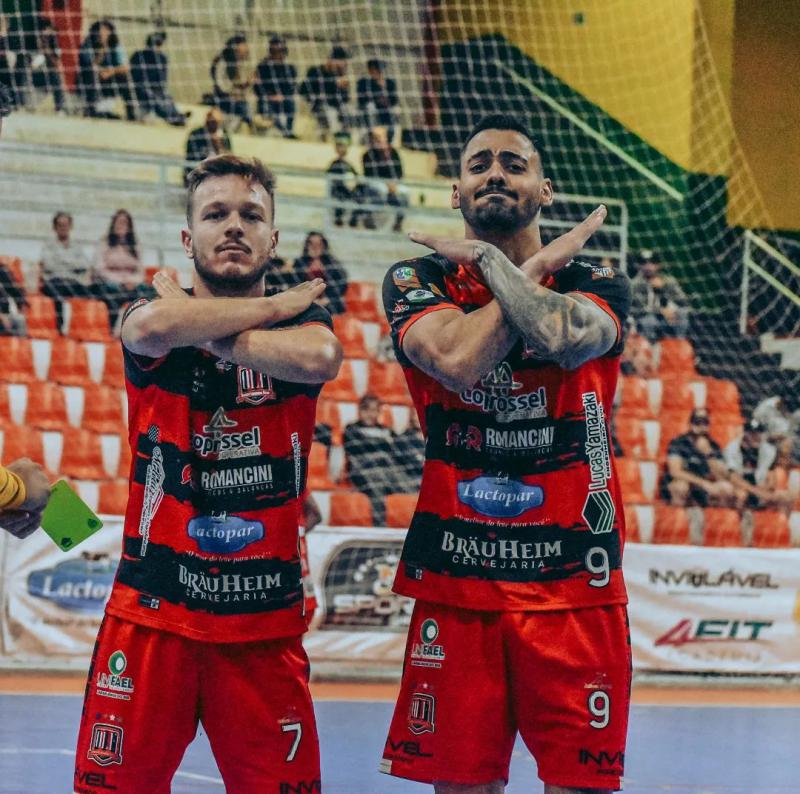  OperÃ¡rio Laranjeiras encara o CAD/Guarapuava tentando permanecer no G4 do Paranaense Chave Ouro de Futsal