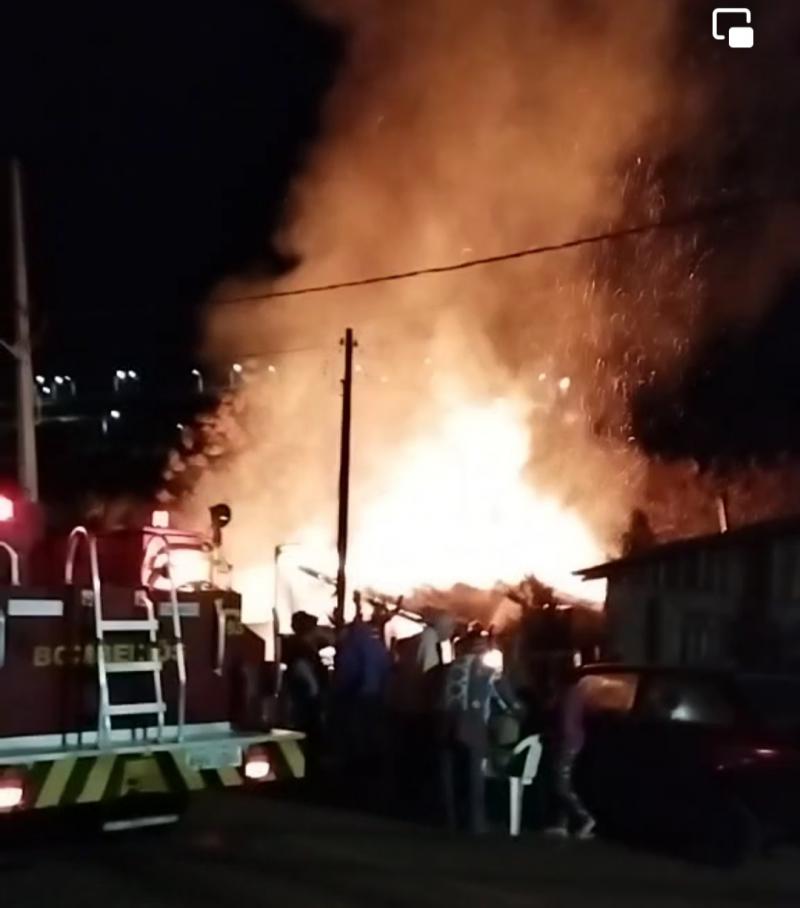 Laranjeiras: Casa Ã© destruÃ­da pelo fogo no bairro Cristo Rei 