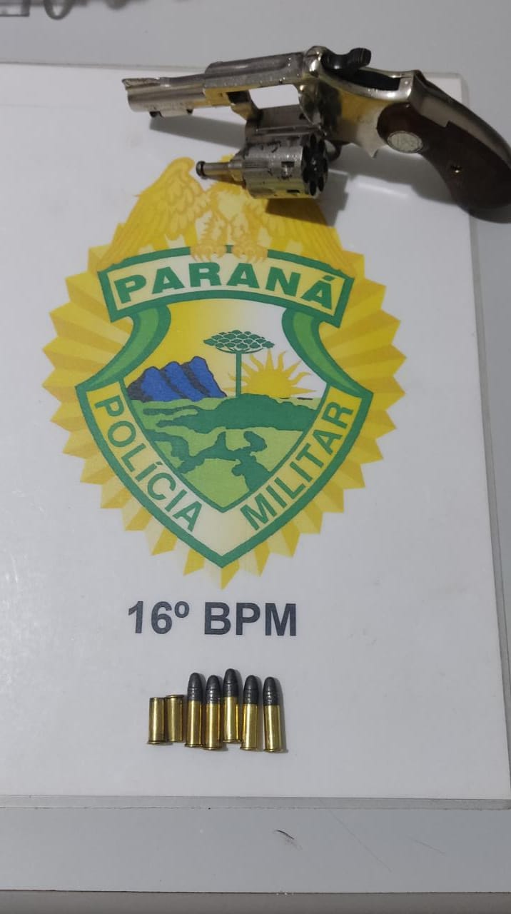 Rio Bonito: Homem Ã© preso com revÃ³lver apÃ³s ameaÃ§ar companheira 