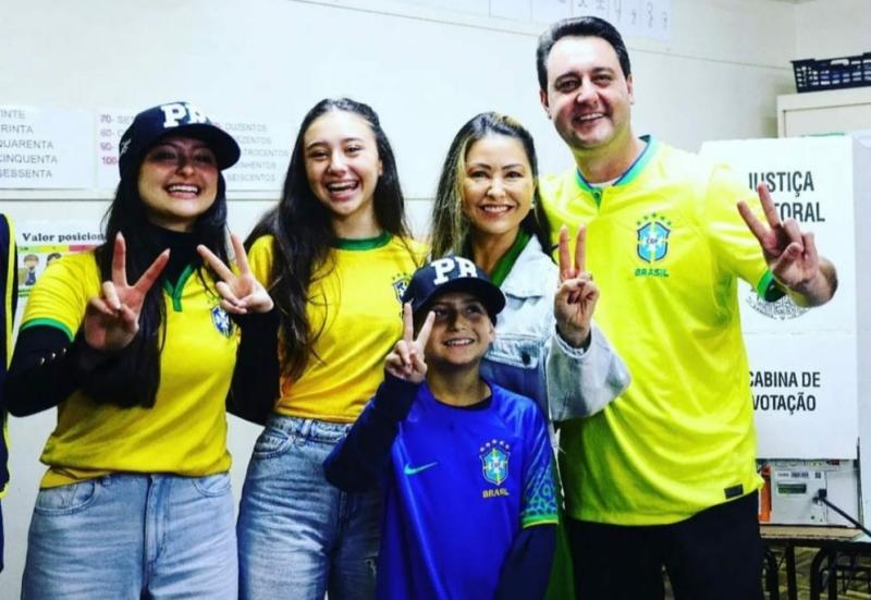 Ratinho Junior (PSD) Ã© reeleito governador do ParanÃ¡ jÃ¡ no 1Âº turno