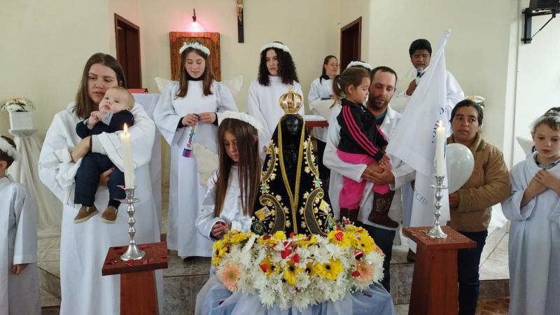 Em Rio Novo, na Missa Solene teve coroaÃ§Ã£o da Imagem de N.Sra. Aparecida