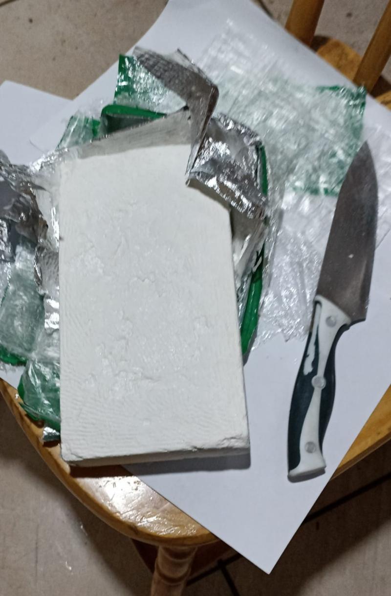 Rio Bonito: Policia Civil prende traficante e apreende grande quantidade de cocaÃ­na e maconha 
