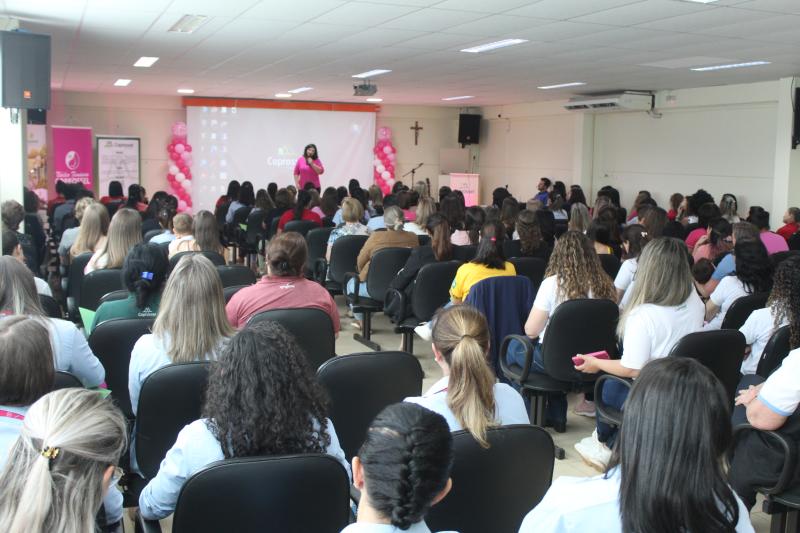 Evento Outubro Rosa Coprossel demonstra forÃ§a, importÃ¢ncia e superaÃ§Ã£o da mulher 