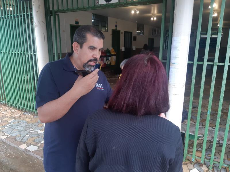 Confira como estÃ¡ a votaÃ§Ã£o na Escola TeotÃ´nio Vilela em Laranjeiras do Sul 
