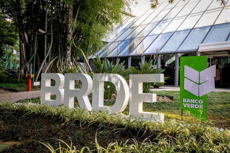 BRDE abre concurso pÃºblico com 31 vagas para o Sul e salÃ¡rios de atÃ© R$ 9,2 mil