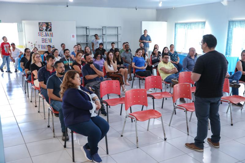 Secretaria de AssistÃªncia Social de Laranjeiras do Sul realiza Palestra motivacional 